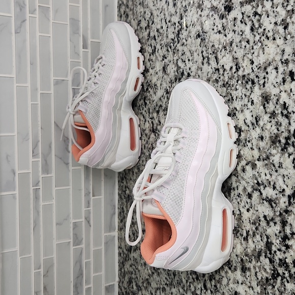 Light Violet Crimson Bliss Nike Air Max 95 Recraft Running Shoes sz 6Y sneakers - Picture 3 of 6